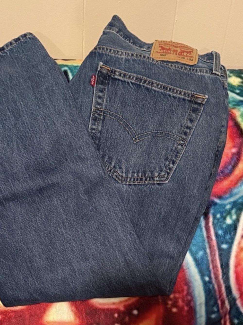 Levi's 550 Men's Classic Regular Fit Jeans 36W 32L